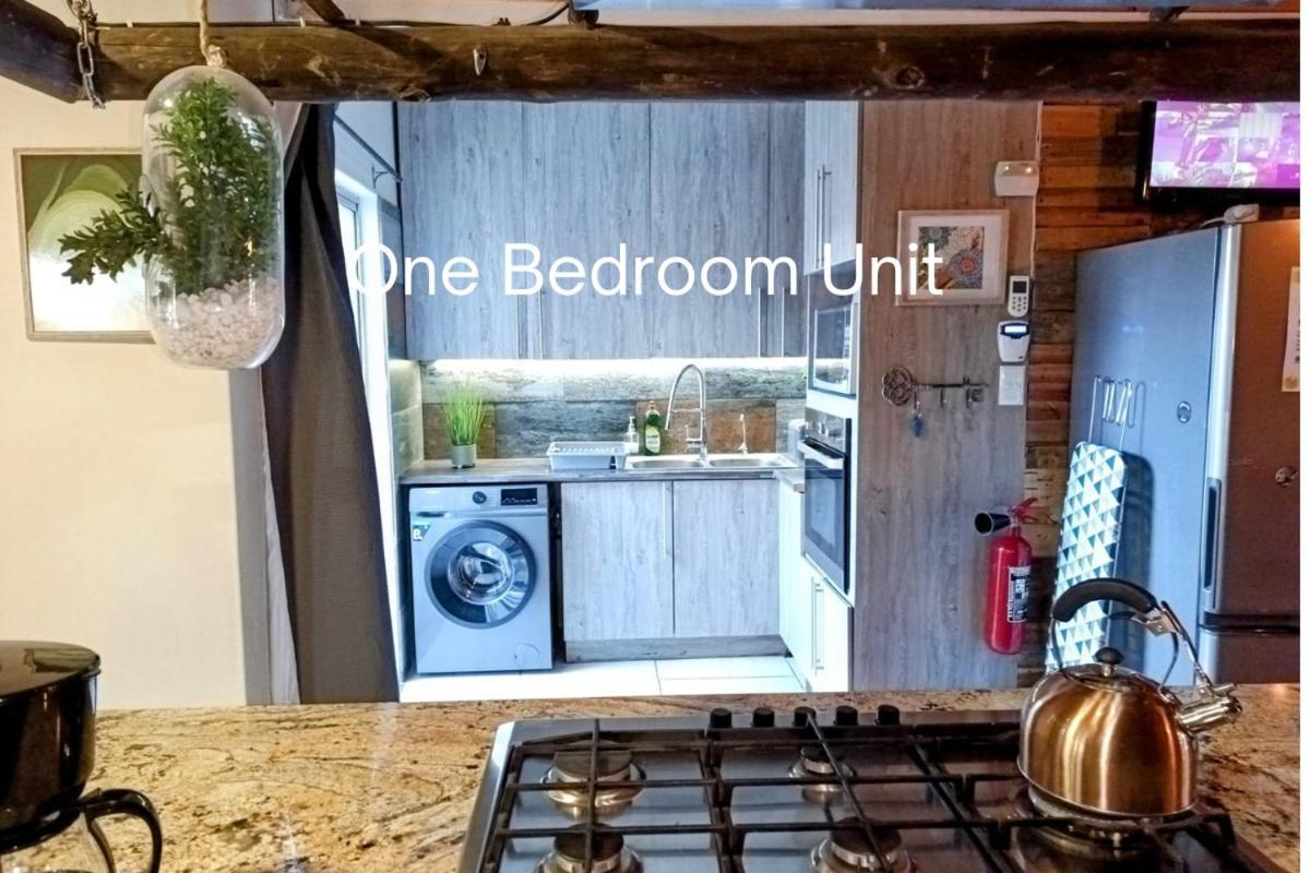 Apartmán Bateleur Self Catering Cc Windhoek Exteriér fotografie