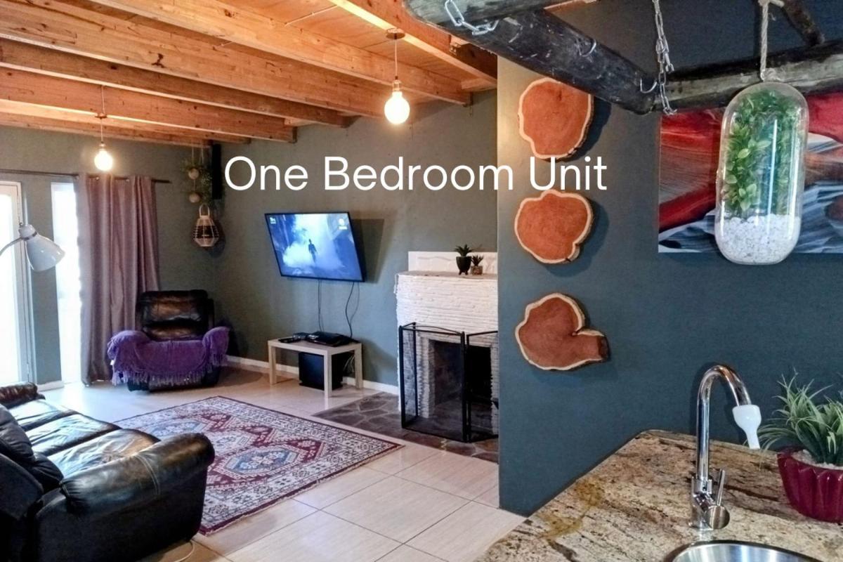 Apartmán Bateleur Self Catering Cc Windhoek Exteriér fotografie